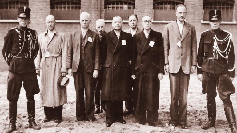 11 mei 1945: NSB'ers in de gevangenis in Scheveningen. Bron: fotograaf onbekend/Gemeentearchief Den Haag