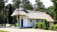 Herdenking 4 mei op ereveld Loenen live bij Omroep Gelderland