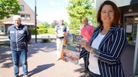 Emlichheim hijst Nederlandse vlag en luidt klokken vanwege 75 jaar bevrijding