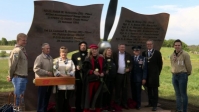 Vliegersmonument door Amerikaanse nabestaanden onthuld