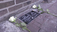 Den Helder staat met herdenkingsstenen stil bij vermoorde stadsgenoten en oude synagoge