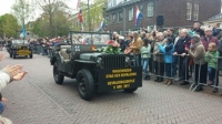 Met blijdschap geven wij kennis: hier is de Jeep