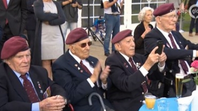 Overleden Arnhem-veteraan toch bij Airborne Wandeltocht